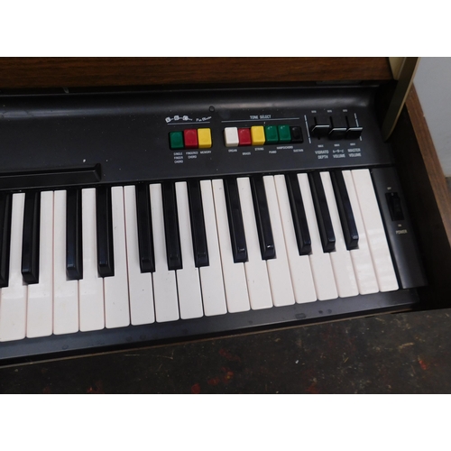 566 - Yamaha electric organ - unchecked