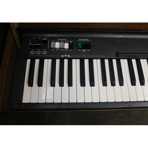 566 - Yamaha electric organ - unchecked