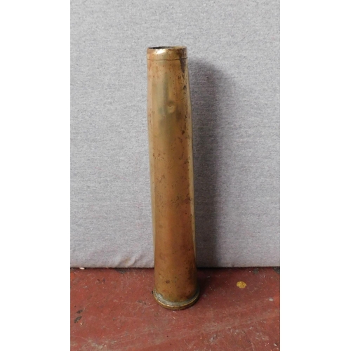 674 - Military brass shell case dated 1943 - height 12