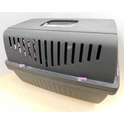 694 - Small pet carrying box - approx. 20