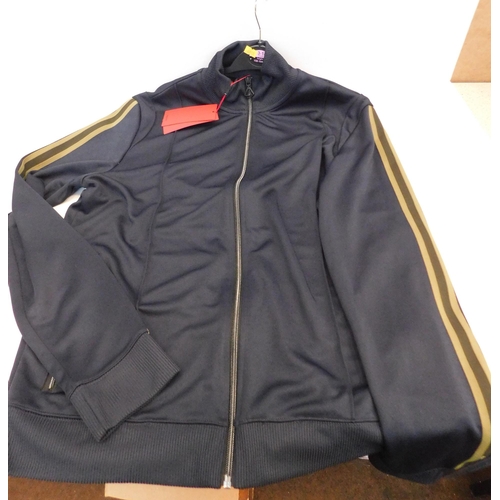 Lot 736       