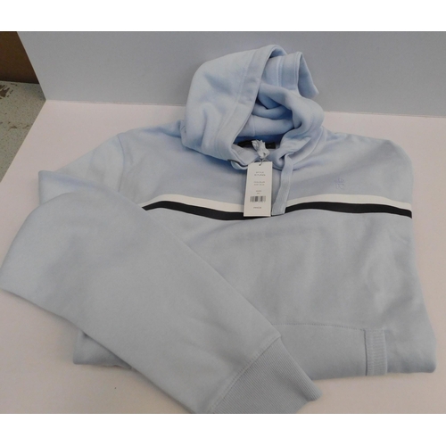 Lot 737       