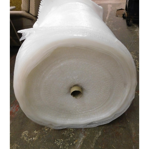 816 - X-Large roll of bubble wrap approx. 5' wide