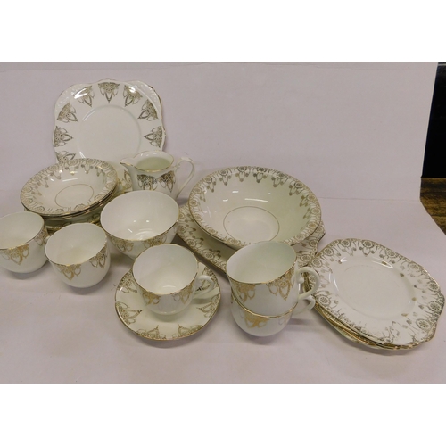 275 - Ceramic/Pendant - gold inlaid/part tea set