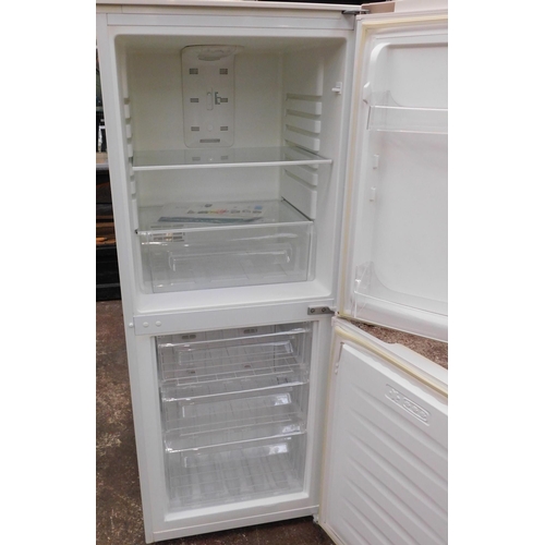 550A - Frigidaire fridge freezer W/O