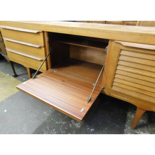 658 - Mid century Elliotts of Newbury sideboard