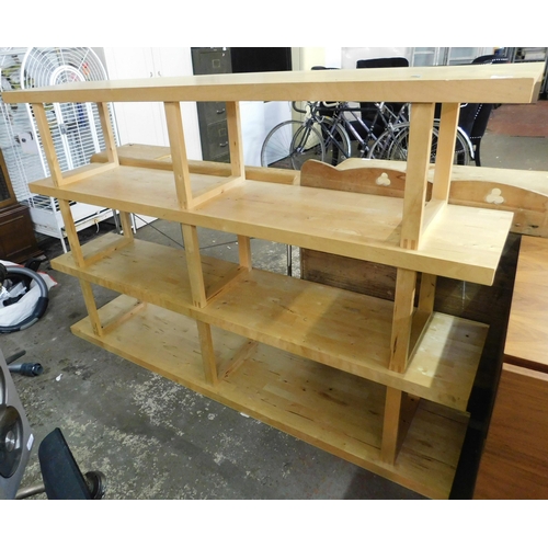 814 - Large four shelf shelving unit