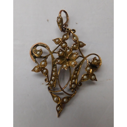 119 - Antique Victorian - 9ct gold & seed pearl set - pendant/brooch