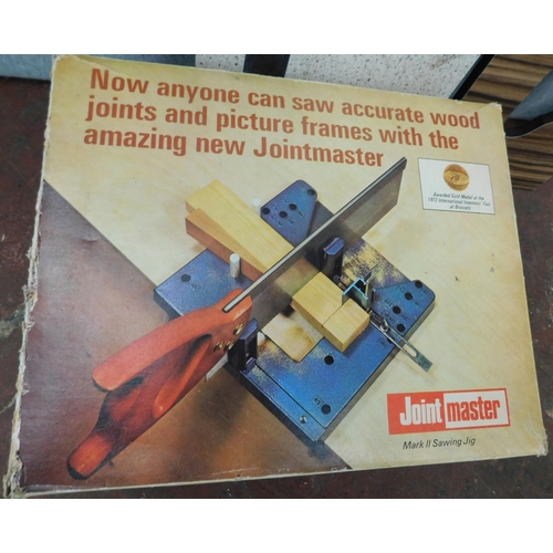 516 - Router jigs table top stencils x3 and boxed joint master