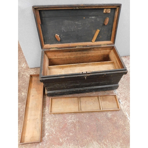 768 - Vintage wooden tool chest