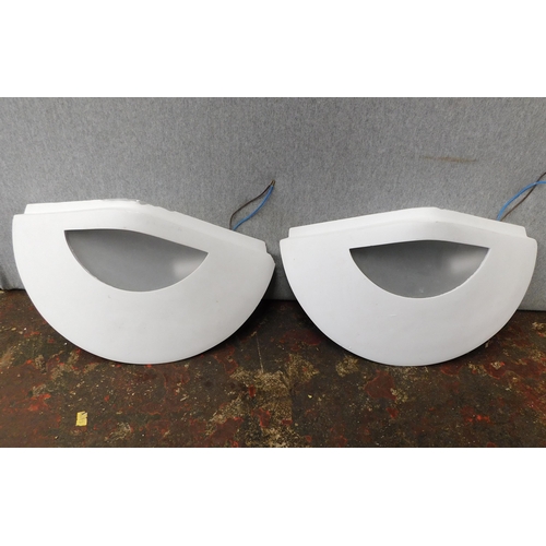 786 - Pair ceramic wall lights in working order