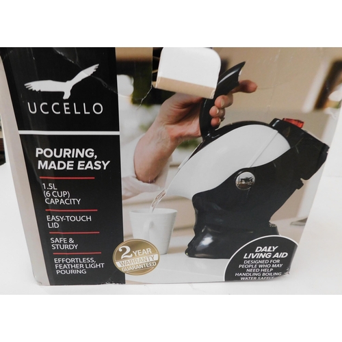 533 - Uccello kettle - pouring made easy (boxed w/o)