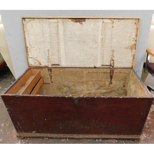 563A - Antique large bedding box