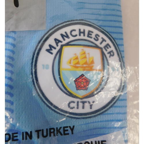 621 - New in bag Puma replica Manchester City football shirt - size M