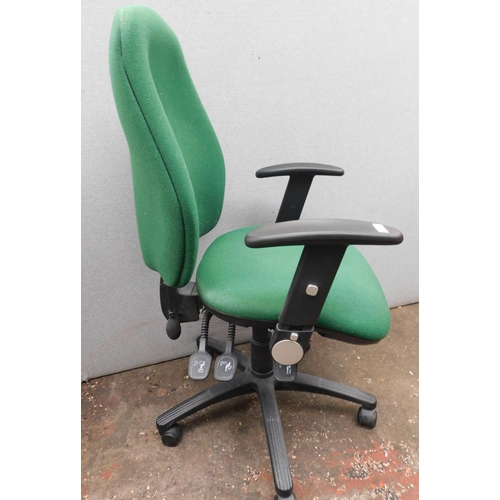 670 - Office chair