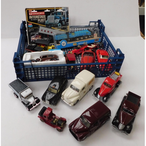 738 - Mixed diecast vehicles