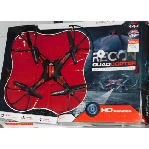 Recon Quadcopter, boxed W/O
