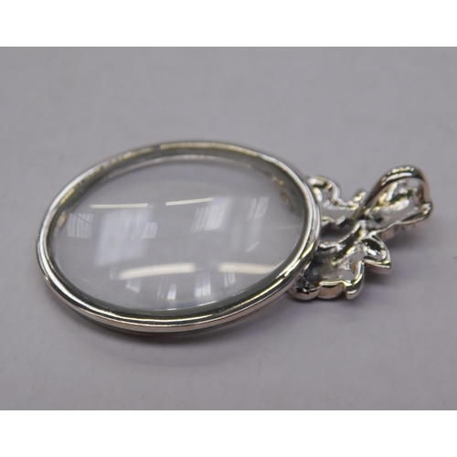 116 - Silver - floral/magnifying eye glass