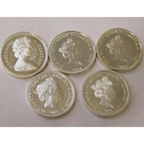 287 - Five - silver proof/One Pound coins