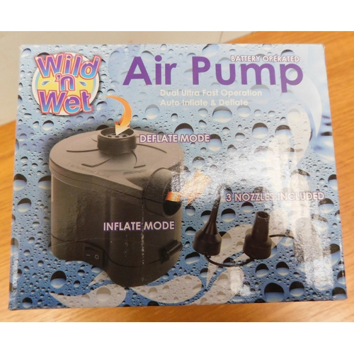 525 - Two new and boxed 'wild n wet' air pumps