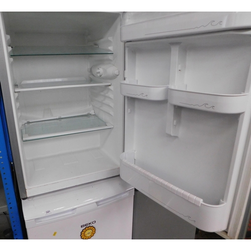 553 - Beko undercounter fridge W/O - A-Class