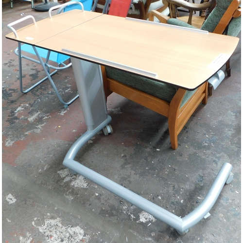 816 - Overbed dining tray/table