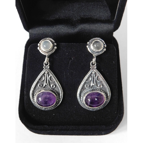 115 - Silver - amethyst & moonstone set/earrings