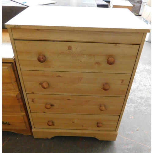 540A - Four drawer pine chest of drawers