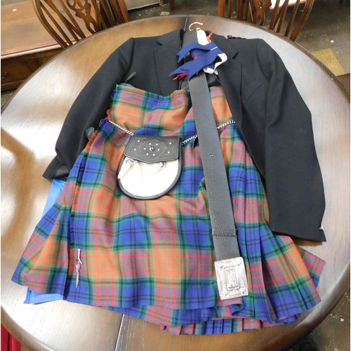 605 - Scottish black dress jacket with Country Langford kilt