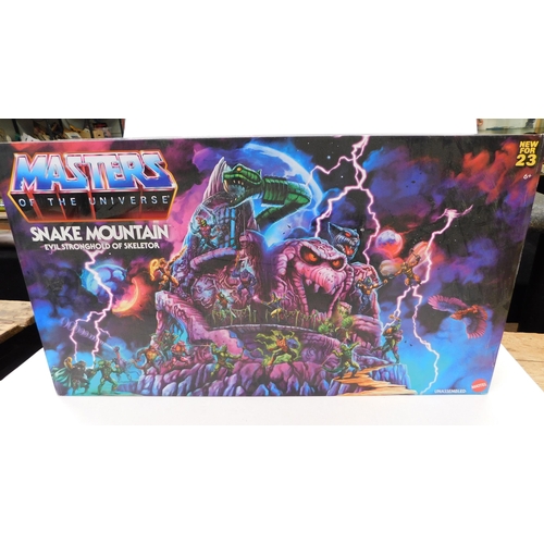 29 - Masters of the Universe - Snake Mountain/boxed as new