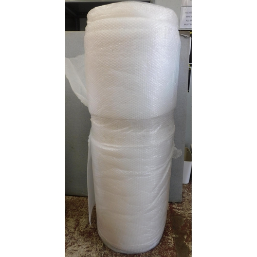 520 - Large roll of bubble wrap approx 23