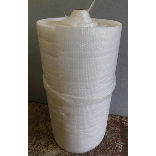 550 - Large roll of bubble wrap approx. 26