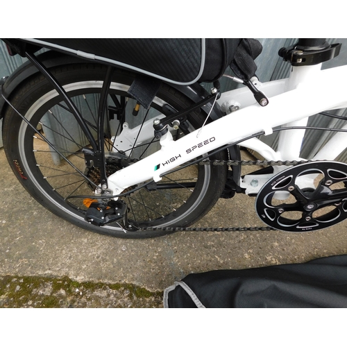 558 - Ecosomo folding bike and Ridge carry bag, 7 gears, owners manual, rear panier with bag and combinati... 