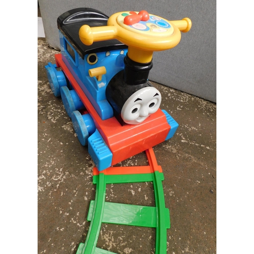 582 - Thomas train and tracks