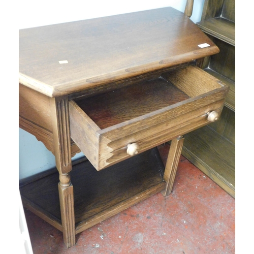 659 - Oak side table with drawer