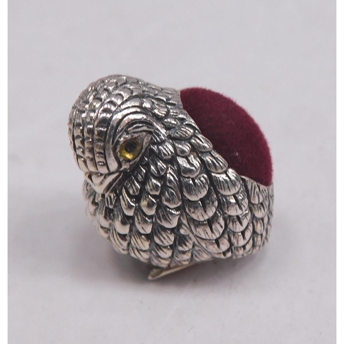 125 - Silver - robin/pin cushion