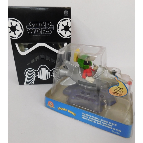 Medi Com Toy/Star Wars - The Fighter Pilot & Westclox/Looney Toones ...