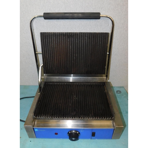 559 - Quantum large single contact grill W/O