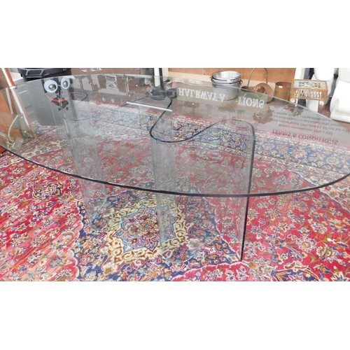 565 - Large glass dining/ conference table