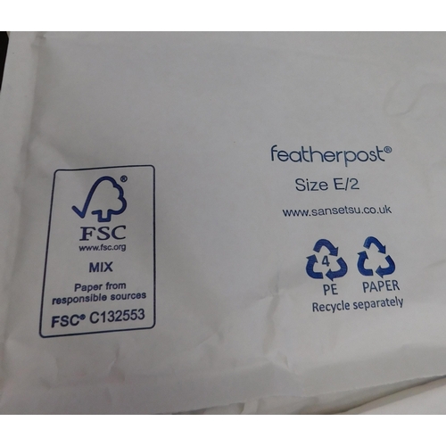 807 - 50 Padded envelopes - size E/2