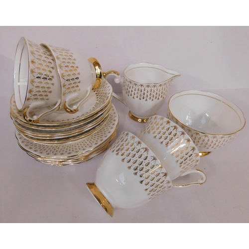 127 - Queen Anne - fine bone china