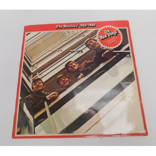 15 - The Beatles/Double LP - red vinyl/Ltd Edition...