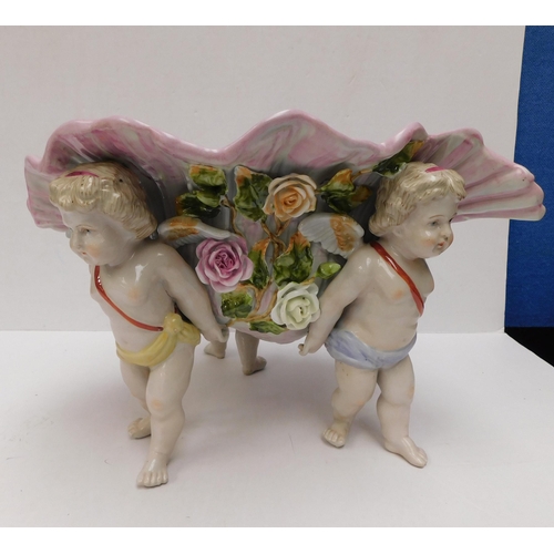 216 - German - cherub planter