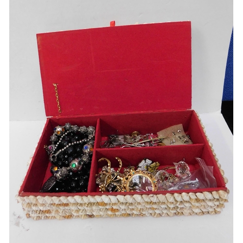 251 - Shell - jewellery box & contents