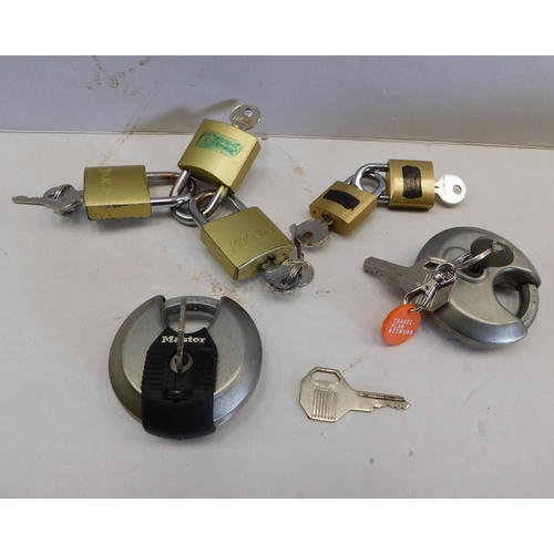 517 - Box of padlocks with keys