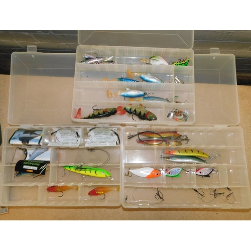 544 - Fishing tackle box incl: floats, hooks etc...