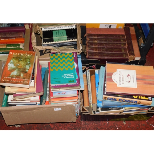 711 - Large collection of mainly hardback books incl. railway/travel - vintage and antiquarian etc.