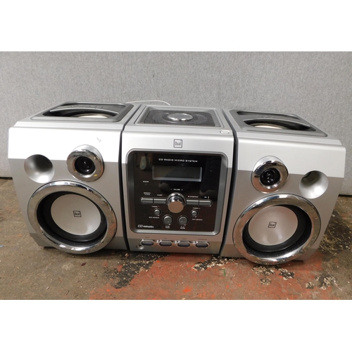 736 - Dual CD radio micro system in working order