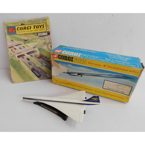 166 - Corgi/die cast - Bac Sud Concorde - boxed/with book
