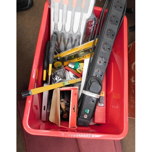516 - Mixed box of tools incl. chisel set etc